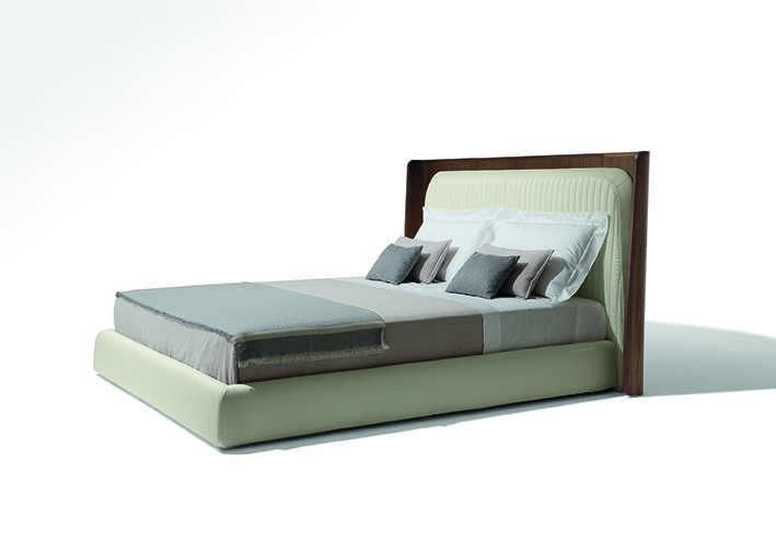 Кровать hypnos giorgetti для спальни.